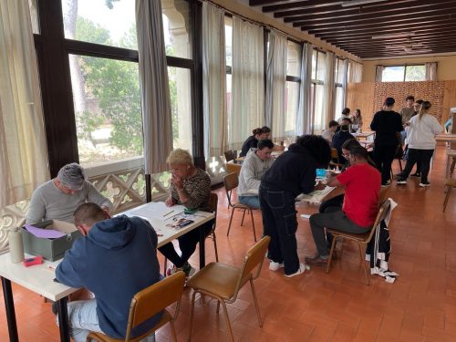 Taller d'intervenció social a la casa d'acollida Can Banús